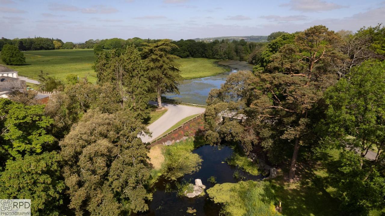 Castlemartyr Resort Hotel Zewnętrze zdjęcie The River Wye at the entrance to the estate