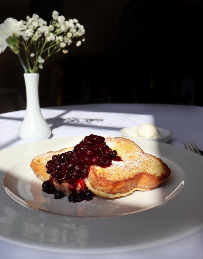 Castlemartyr Resort Hotel Zewnętrze zdjęcie French toast with mixed berries