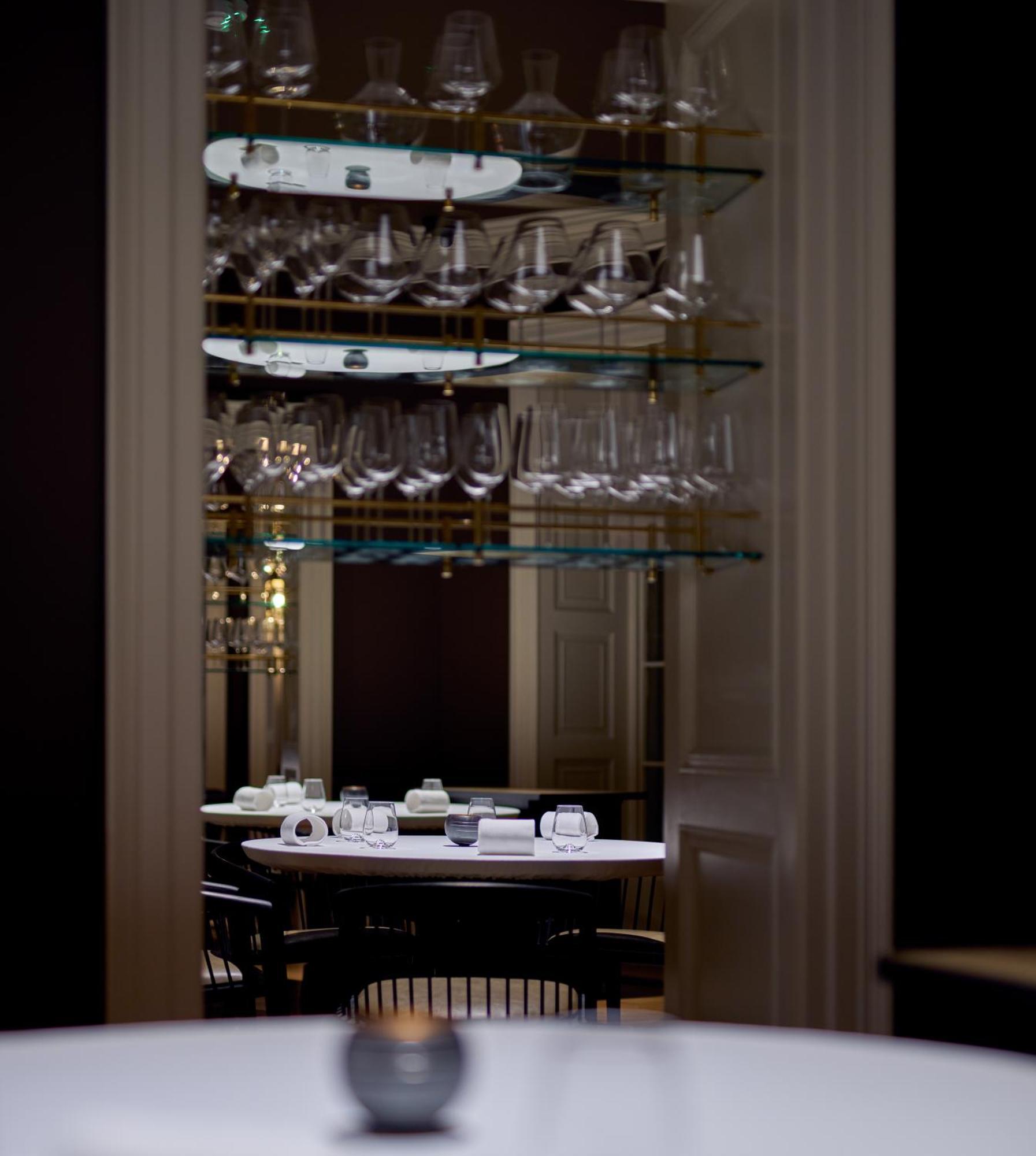 Castlemartyr Resort Hotel Zewnętrze zdjęcie A wine rack