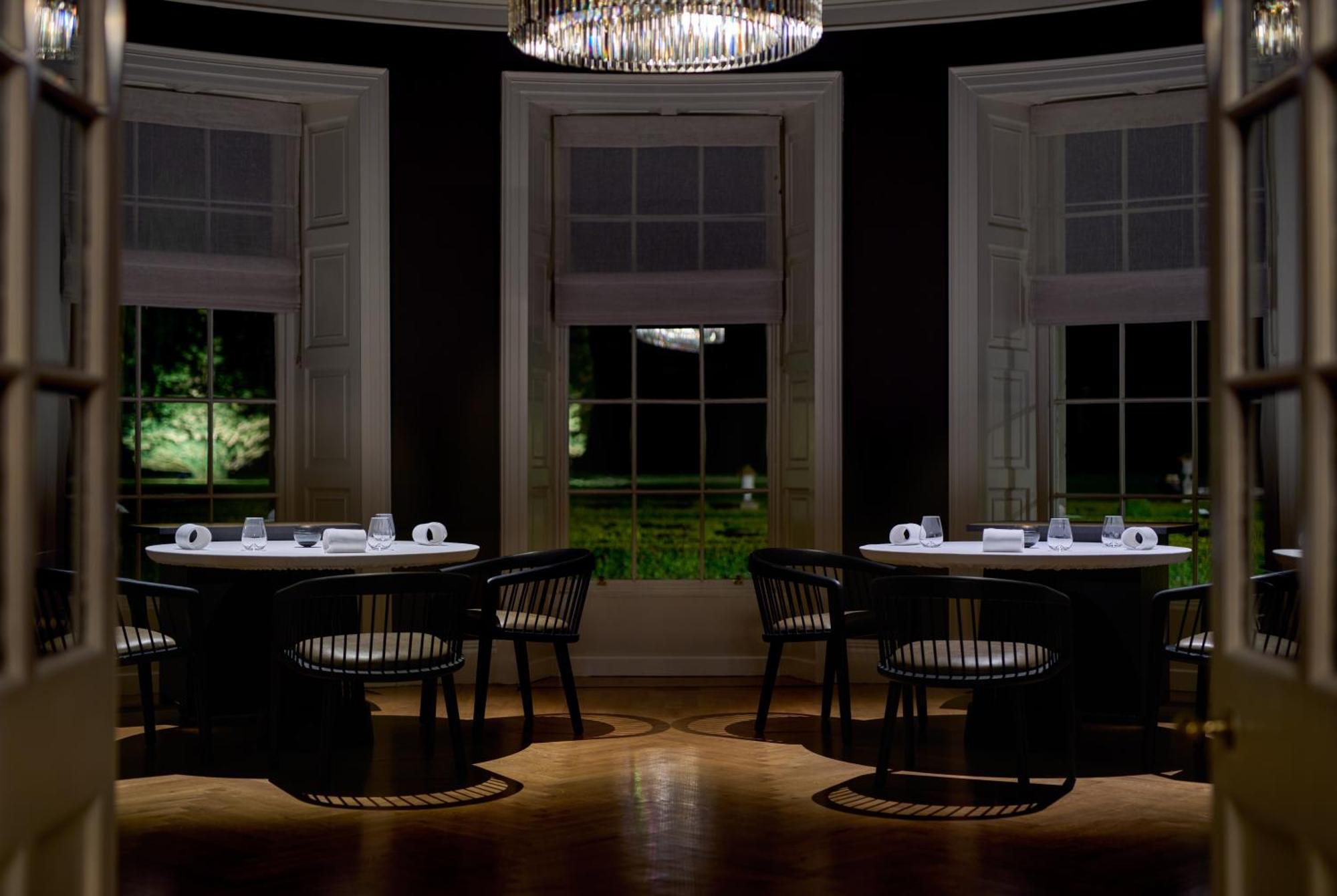 Castlemartyr Resort Hotel Zewnętrze zdjęcie The dining room at The Ivy, St John's Wood
